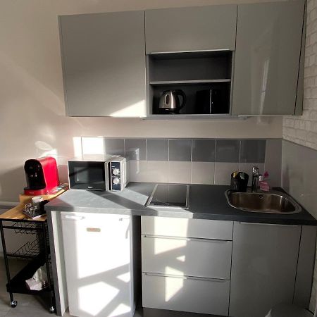 Enghien-Les-Bains : Studio Au Coeur Du Centre Ville Екстер'єр фото